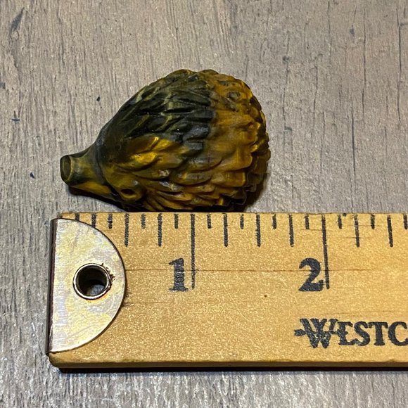 Tiger eye hedgehog - Picture 2 of 6